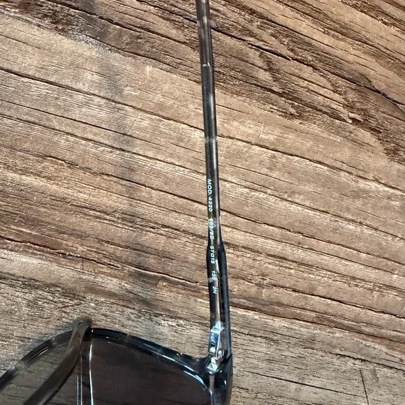 Versace VE4220 Sunglasses – Grey Tortoise Frame / Brown Gradient Lenses w/ Case - Picture 6 of 8